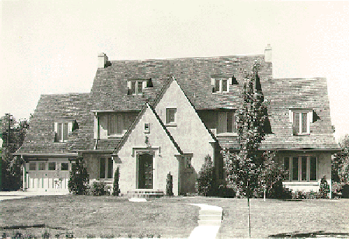 7 bedroom Tudor style house